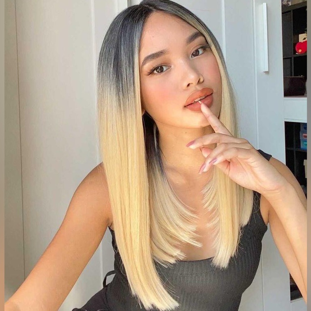 Sensationnel Lace Wig - DASHLY LACE UNIT 18 - Color 2